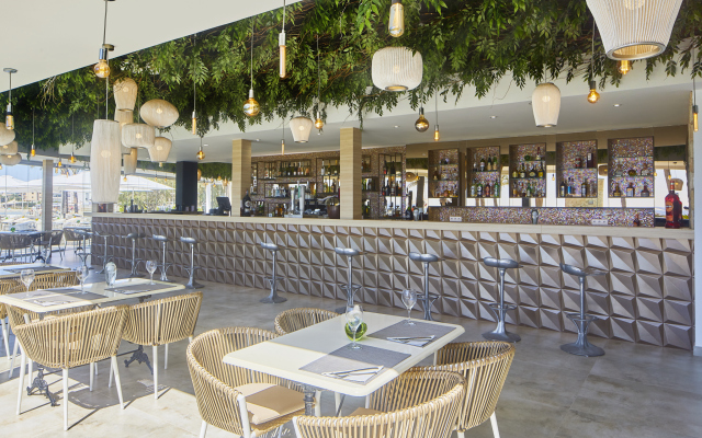 Hotel Torre Del Mar