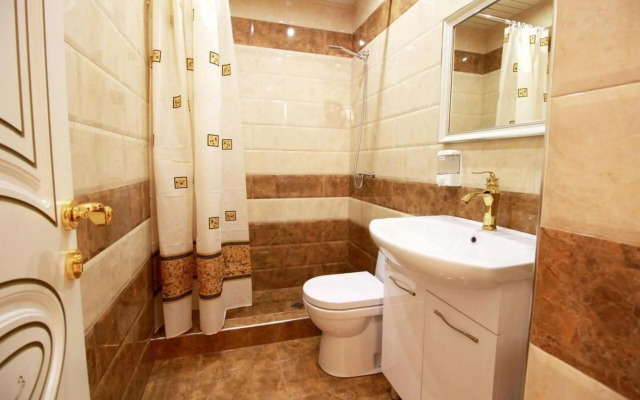 Al Sheikh 5 Bedroom Luxury Apartment 1