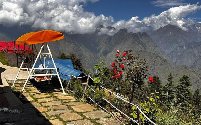 Blue Poppy Resort