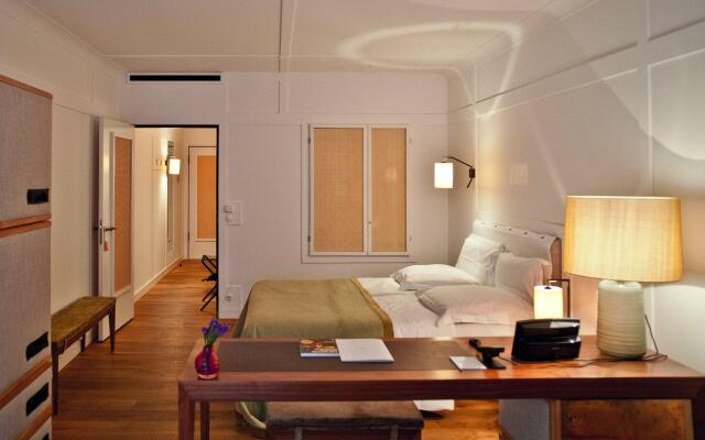 Louis Hotel
