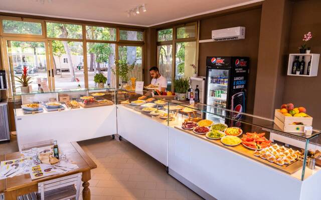 Club Del Sole Viareggio Family Collection