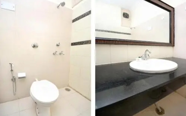 Hotel Ra Flora by OYO Rooms