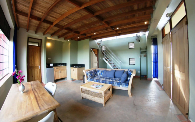 Yellow Haven Lodge