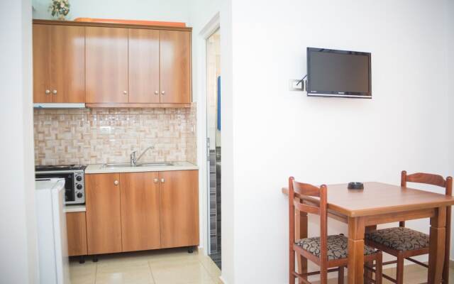 Aleksander Apartments