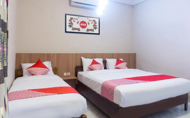 Super OYO 942 Srikandi Hotel