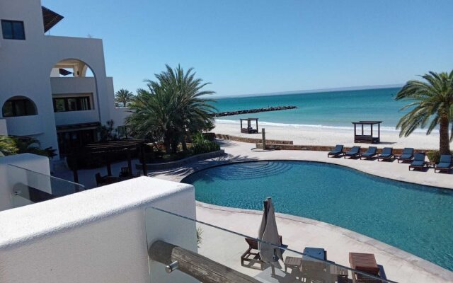 Playa de La Paz Condominiums