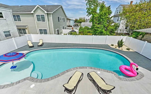 Seaside Wildwood Haven: Walk to Boardwalk/beach!