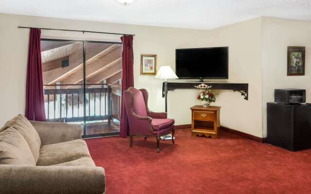 Days Inn by Wyndham Jackson