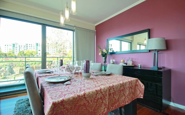 Monumental Residence