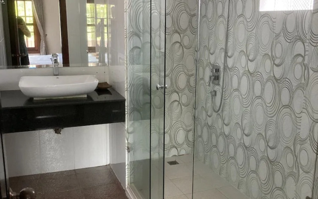 Lily Pad Boutique Hotel