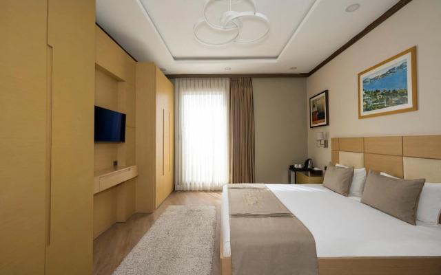 Continental Hotel