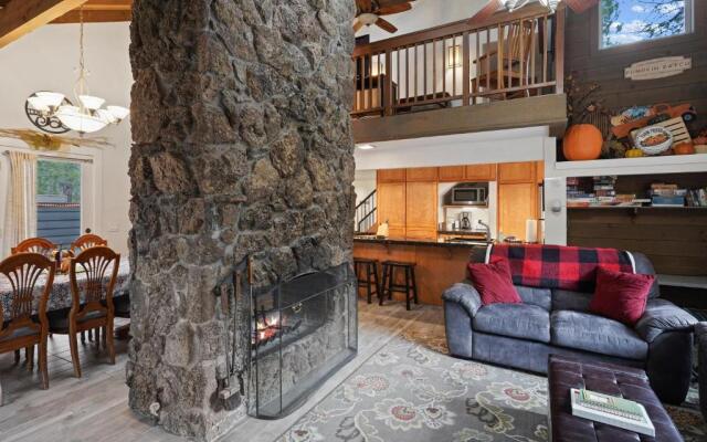 2 Landrise-AC-Hot Tub-4BR/2BA