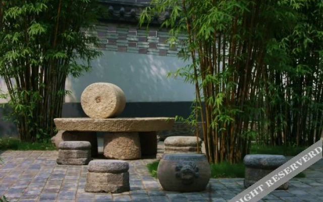 Xiangyang Rongting Guest House