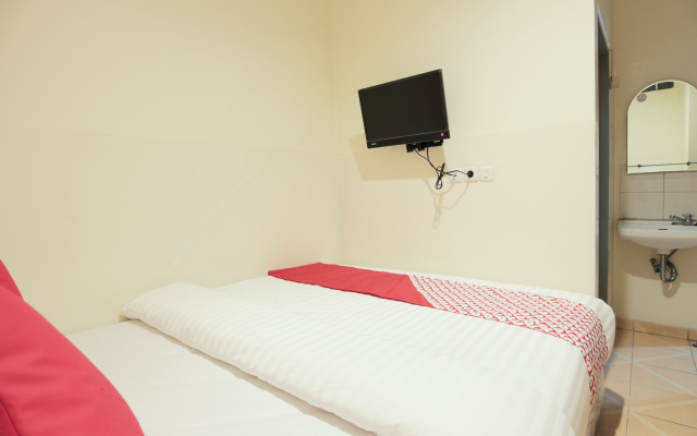 Super OYO 196 Horizone Residence