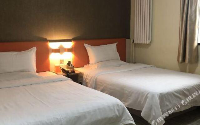 7 Days Inn (Jiaocheng Donghuan Road)