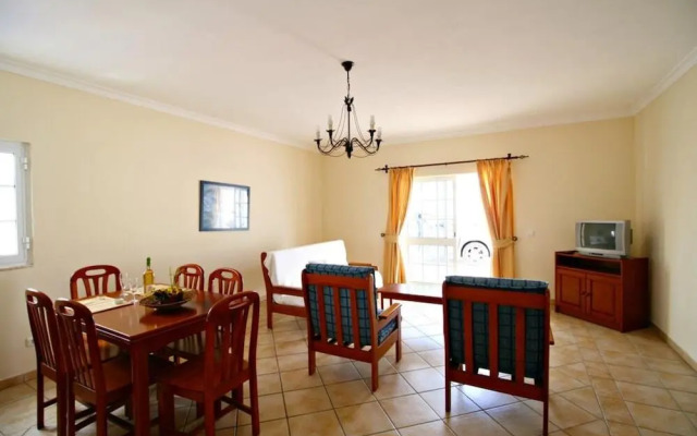 Villa In Albufeira, Portugal 101343