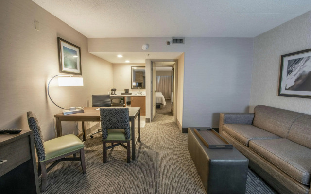 Embassy Suites by Hilton Chicago Schaumburg Woodfield