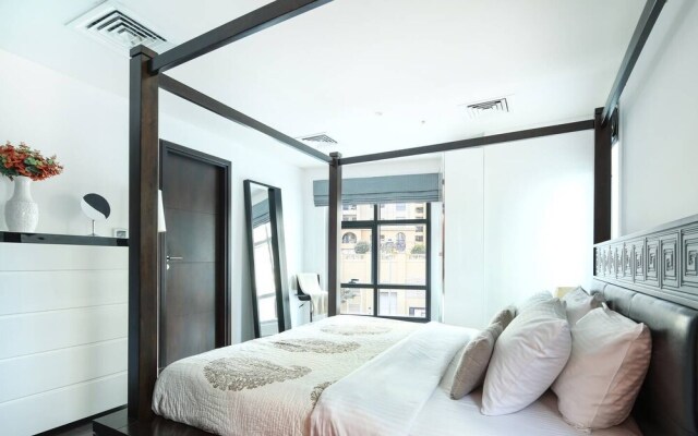 Unique 1BR Loft in Dubai Marina!