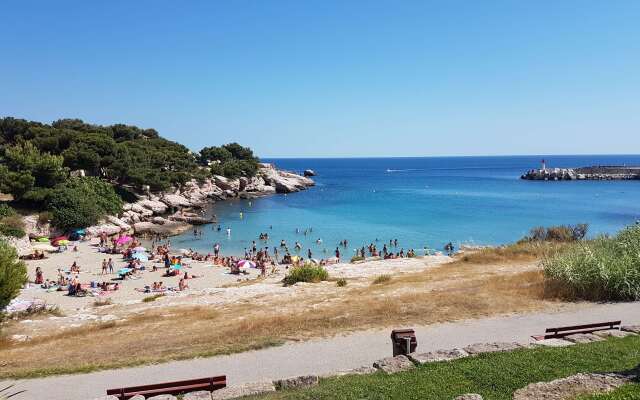Kyriad Martigues Sud