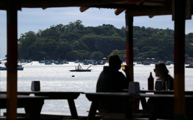 Curta Praia de Armação - Casa Girassol