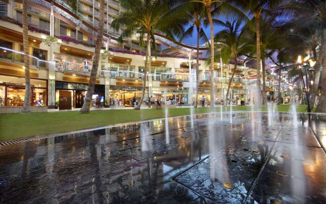 Embassy Suites by Hilton Waikiki Beach Walk