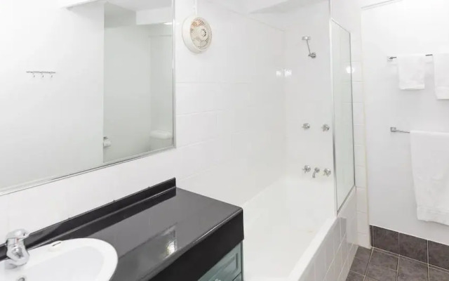 Tasman Holiday Parks-Cairns Cool Waters
