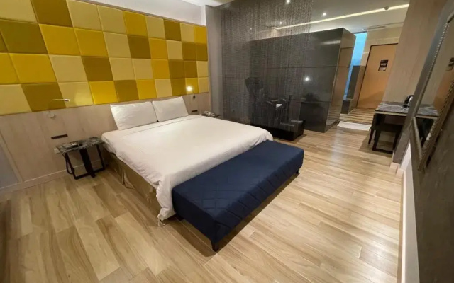 G.SHOCK Motel(震點樂汽車商務旅館)