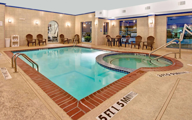 Baymont by Wyndham Decatur