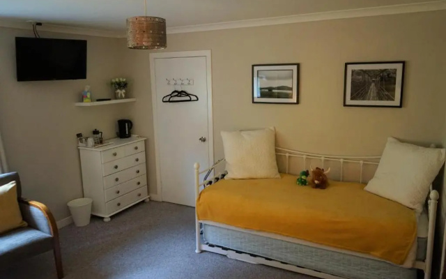 Lundie View B & B