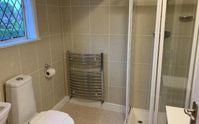 Chequers Country Inn