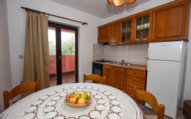 Apartment Luce - family friendly & parking: A2 Pag, Island Pag