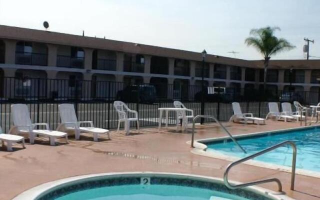 Colony Inn