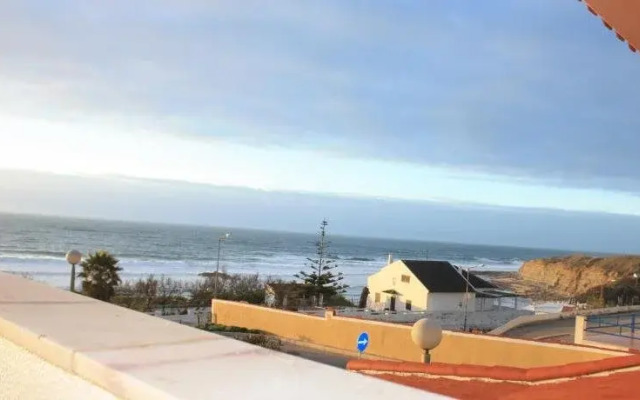 Surf Riders & Co - Surf Camp Moinhos