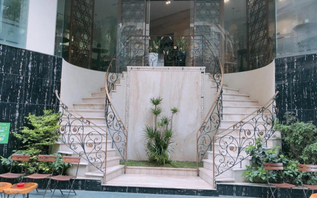 Soleil Apartment