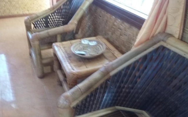 Kalinka Inn – Hotel Rooms – Gili Meno