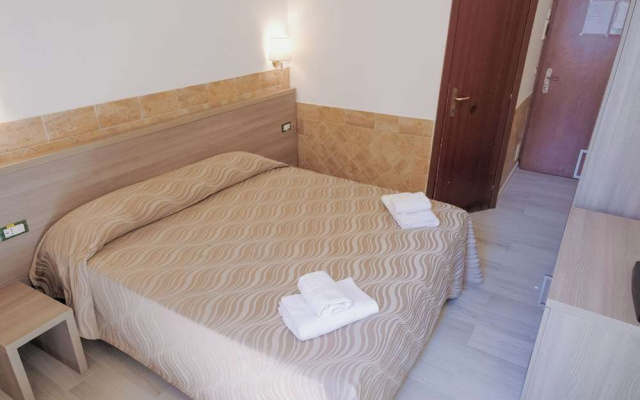 Hotel Alex Square