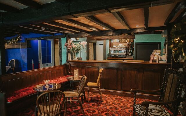 The Lion Hotel
