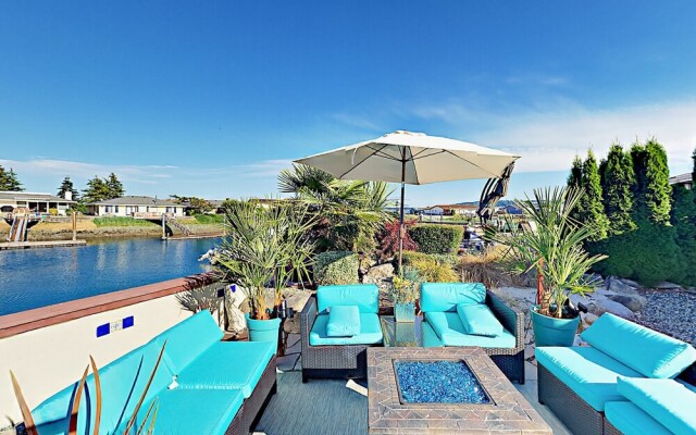 2254 Mariners Way Home