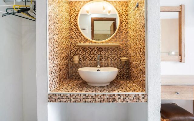 Sotirakis Hotel Studios