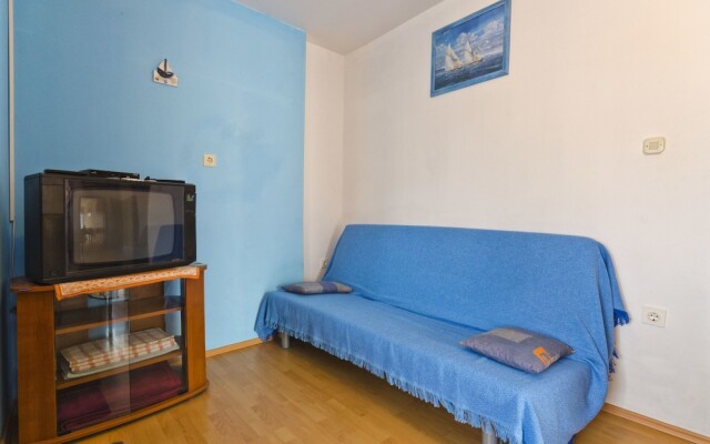 Apartments Pharos & Hector