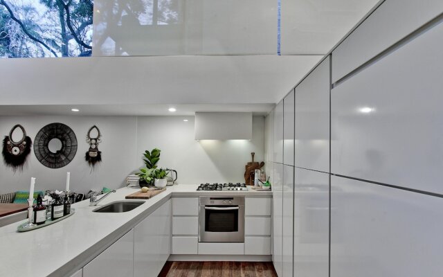 Luxury 3 Bed Terrace House Close To Sydney Cbd