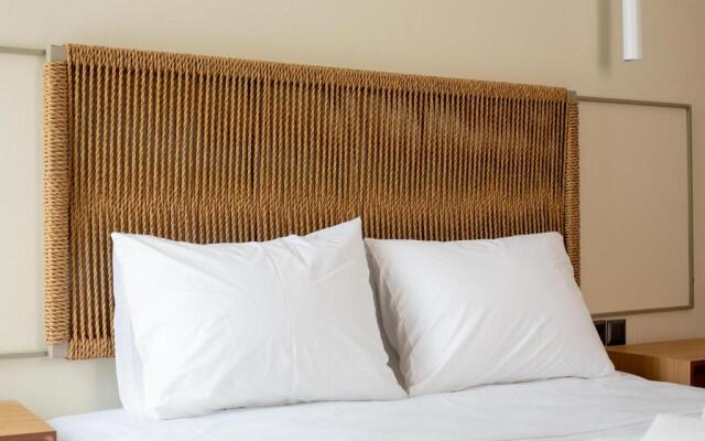 Leone Suites