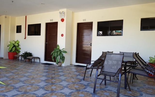 Spacious Private apartment at Laorenza Residences