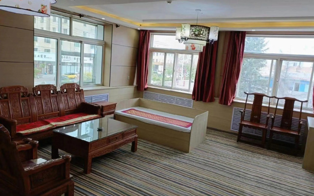 Huolin Gol Qianlong Hotel