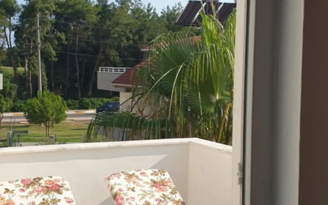 #2 Green Villa in BELEK Golf area with PRIVATE POOL & GARDEN 10 BEDS FULL TRIPLEX VILLA WIFI NETFLIX Full Kitchen & Bed Equipments Air Conditions free parking
