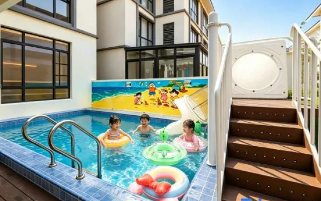 Tongyue Family Homestay with Pool Courtyard (Shanghai Jinshan North Station) – Pool – Shanghai