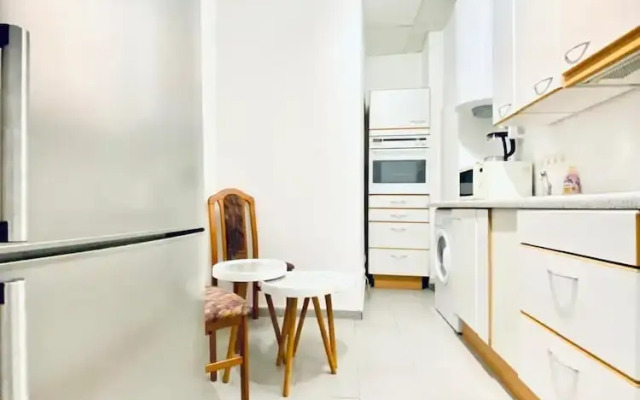 Sweet 3BR Apt in a Quiet Neighborhood