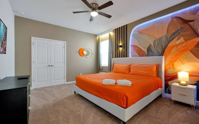 Luxury and Sophisticated 15 BR Ensuite