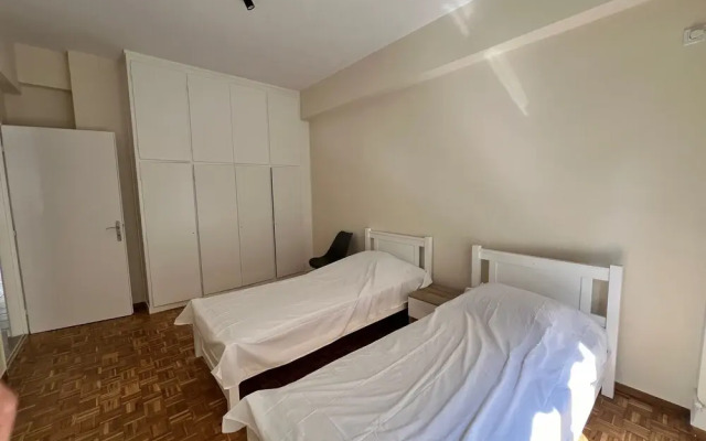 Madonna's Cozy Apartment