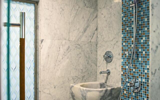 Renaissance Izmir Hotel